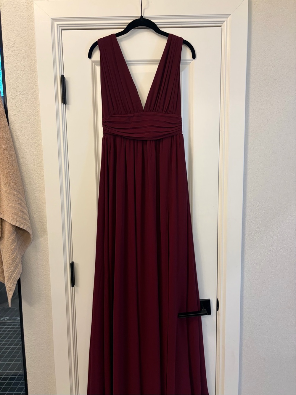 Lulu's Burgundy V-Neck Pleated Empire Maxi Dress